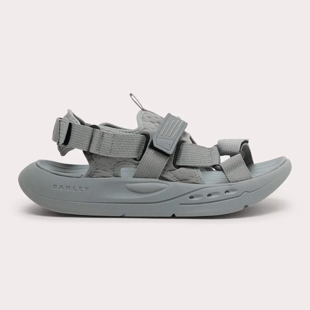 Oakley Studio Sandal Cement Grey Mens Size 9 FOF100706-314 Techwear Gorpcore NEW